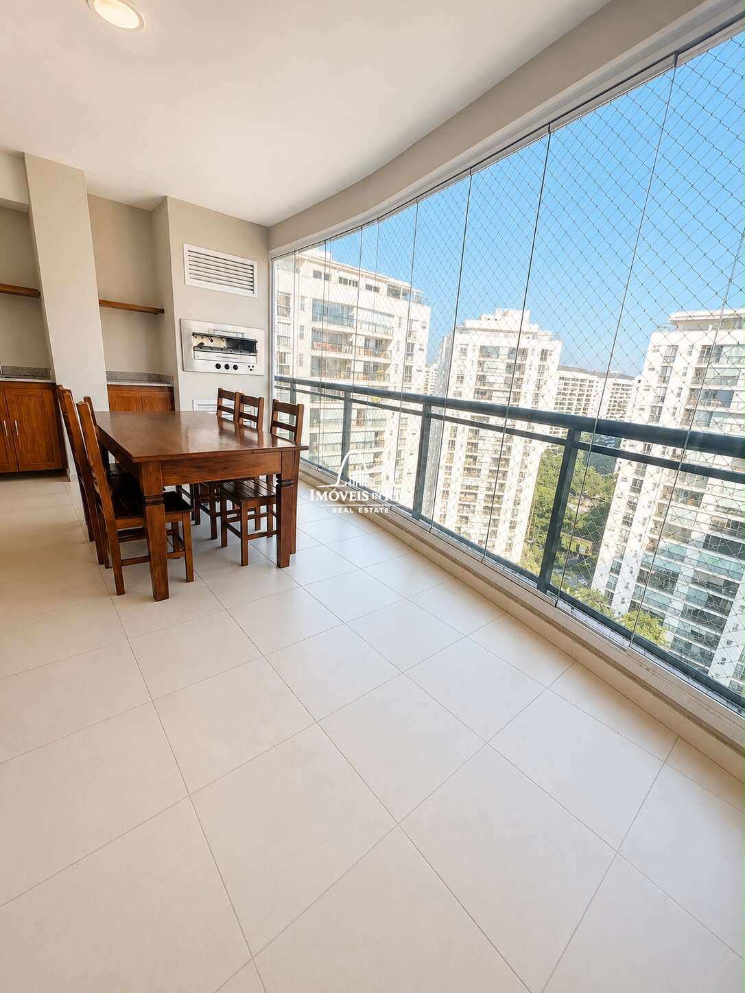 Apartamento de luxo para alugar com 4 quartos, 166m² - Barra da Tijuca,