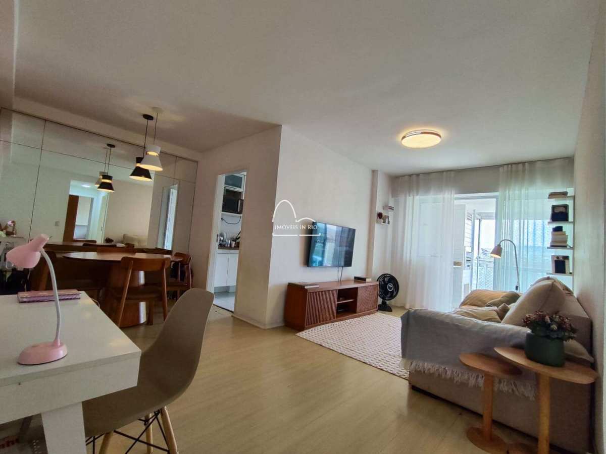 Apartamento à venda, no Front Lake - Rio2,  em Rio de Janeiro, com 2 quartos, 86m² - Imóveis in Rio