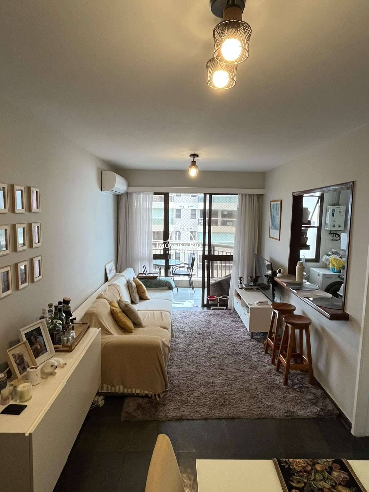 Apartamento à venda com 1 quarto, 55m² - ,
