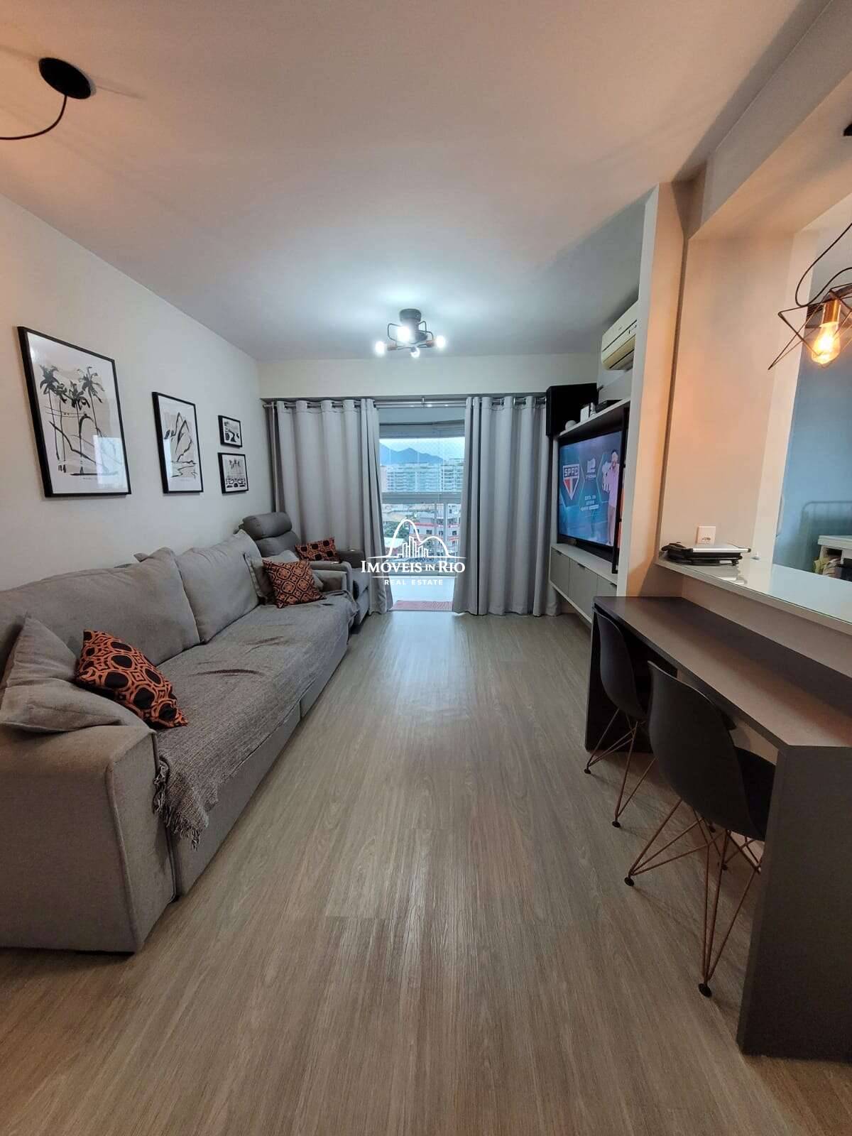 Apartamento à venda com 2 quartos, 83m² - ,