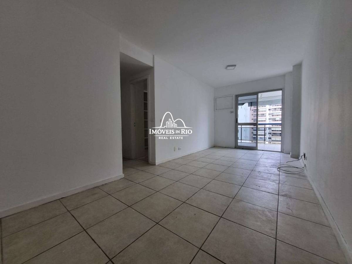 Apartamento à venda com 2 quartos, 81m² - ,